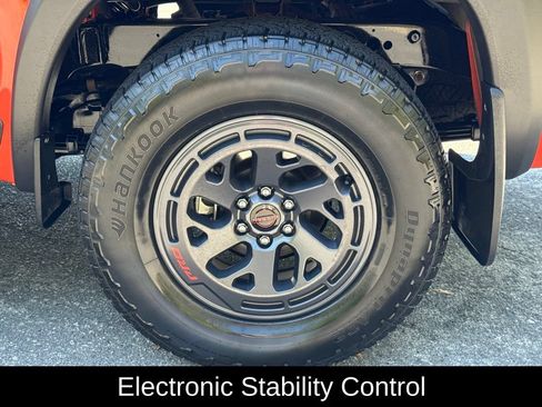 Certified 2025 Nissan Frontier PRO-4X w/ Interior Protection Package AWD/4WD image 11