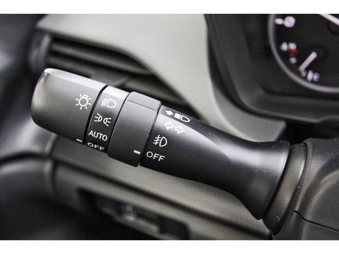 Certified 2024 Subaru Crosstrek 2.0i Premium image 17