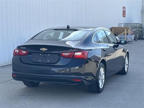 Used 2023 Chevrolet Malibu LT image 4