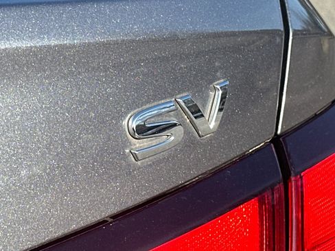 Used 2021 Nissan Versa SV image 31