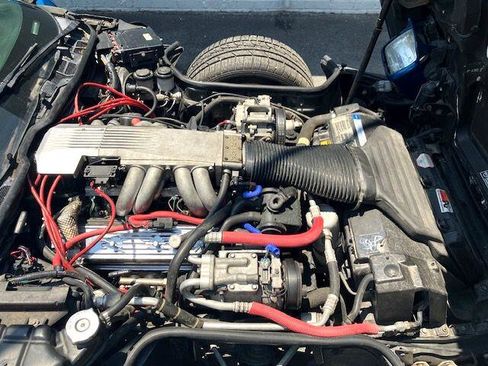 Used 1991 Chevrolet Corvette Coupe image 11