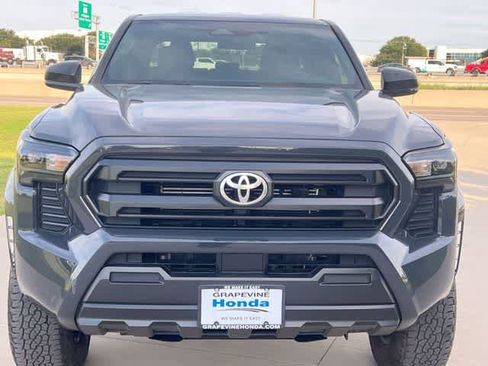Used 2024 Toyota Tacoma SR RWD image 7