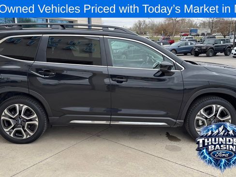 Used 2024 Subaru Ascent Limited w/ Technology Package AWD/4WD image 8