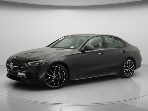 Used 2023 Mercedes-Benz C 300 Sedan image 3