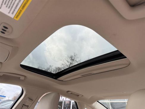 Used 2019 Lincoln MKZ Reserve image 19