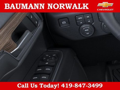 New 2025 Chevrolet Silverado 1500 RST w/ Dark Appearance Package AWD/4WD image 22