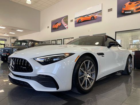 Used 2023 Mercedes-Benz SL 43 AMG image 4