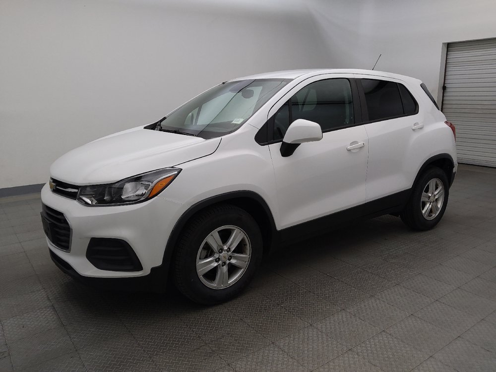 Used 2020 Chevrolet Trax LS w/ Tint and Cruise Package FWD image 2