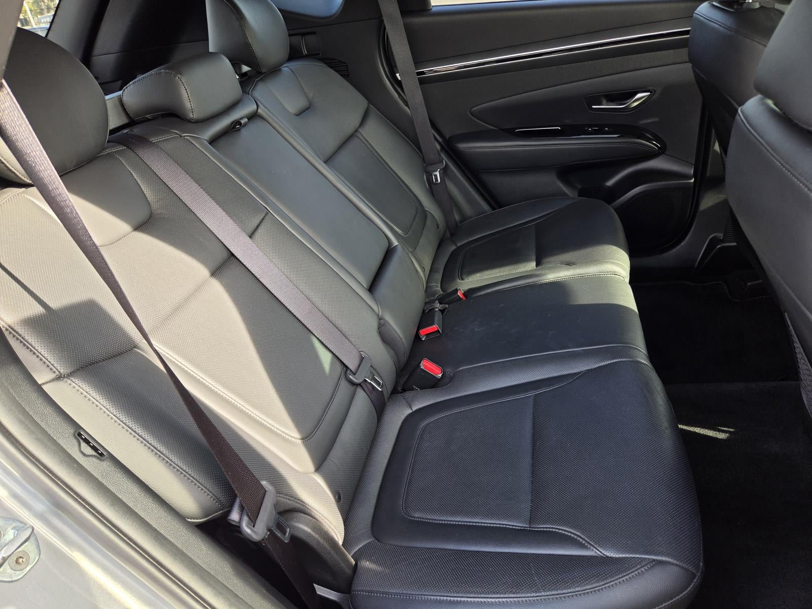 Used 2022 Hyundai Tucson Limited FWD image 11