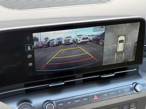 Used 2024 Hyundai Kona Limited FWD image 27
