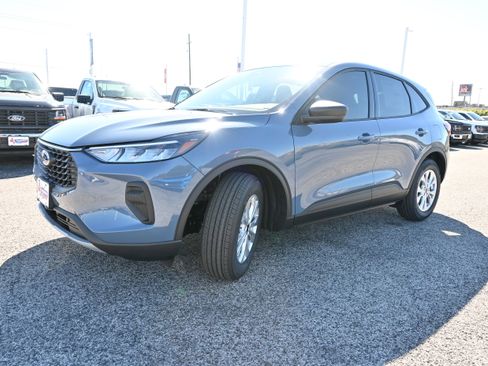 New 2026 Ford Escape Active image 9