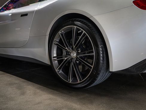 Used 2014 Aston Martin Vanquish Coupe RWD image 22