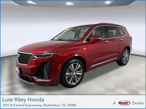 Used 2024 Cadillac XT6 Premium Luxury w/ Technology Package FWD image 1