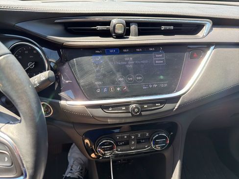 Used 2023 Buick Encore GX Select w/ Safety Package II AWD/4WD image 10