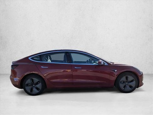 Used 2018 Tesla Model 3 Long Range image 4