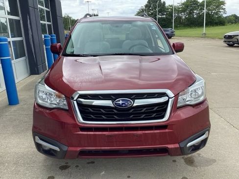 Used 2018 Subaru Forester 2.5i Premium AWD/4WD image 3
