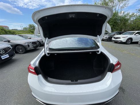 Used 2023 Chevrolet Malibu RS FWD image 22