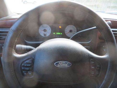 Used 2007 Ford F350 Lariat image 15