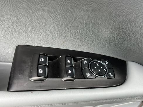Used 2023 Lincoln Nautilus Reserve AWD/4WD image 12