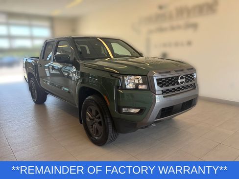 Used 2025 Nissan Frontier SV w/ SV Convenience Package AWD/4WD image 4