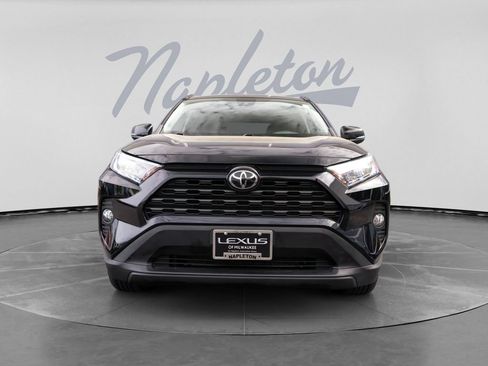 Used 2021 Toyota RAV4 XLE AWD/4WD image 2