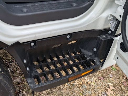 New 2026 Chevrolet Low Cab Forward RWD image 30