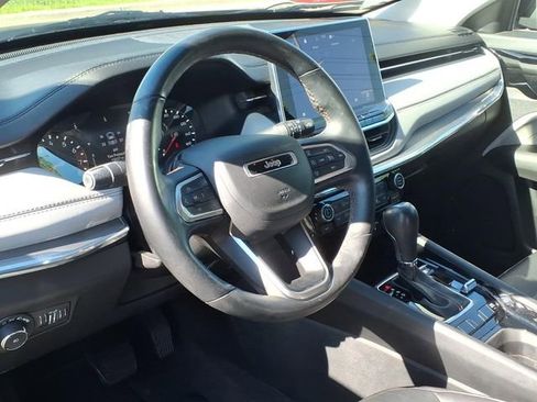 Used 2022 Jeep Compass Limited AWD/4WD image 7