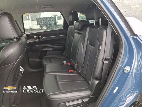 Used 2024 Kia Sorento S AWD/4WD image 20