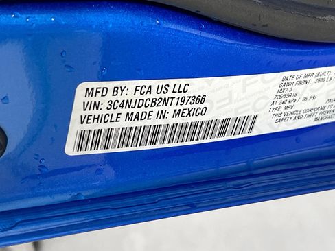 Used 2022 Jeep Compass Limited image 30