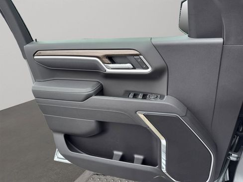 New 2026 Chevrolet Silverado 1500 LT image 14