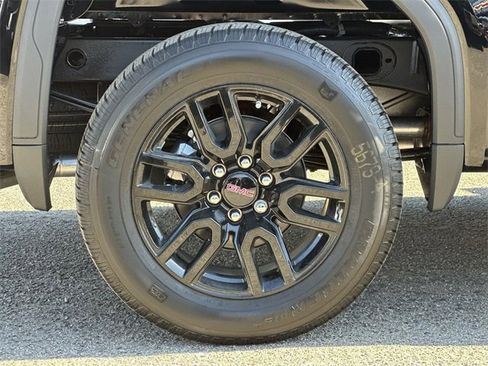 New 2026 GMC Sierra 1500 Elevation w/ LPO, Elevation Black Package image 29
