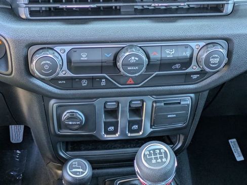 New 2026 Jeep Wrangler Sport AWD/4WD image 20