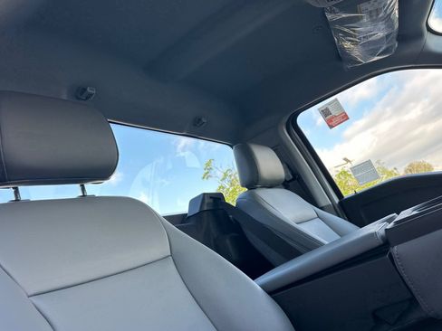 New 2026 Ford F250 XL w/ XL Chrome Package image 15