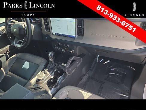 Used 2024 Ford Bronco Outer Banks AWD/4WD image 9