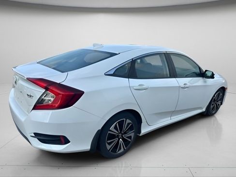 Used 2018 Honda Civic EX-T image 6