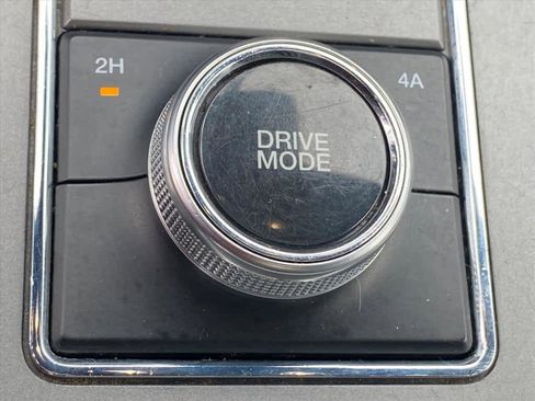 Used 2019 Ford Expedition XLT w/ Equipment Group 202A image 19