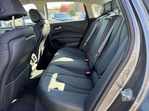 Certified 2025 Acura TLX w/ Technology Package image 14