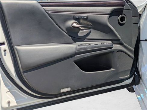 Used 2021 Lexus ES 350 w/ Premium Package FWD image 11