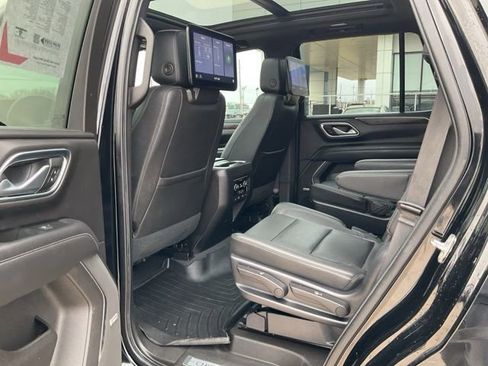 Used 2021 Chevrolet Tahoe Z71 w/ Rear Media and Nav Package image 23