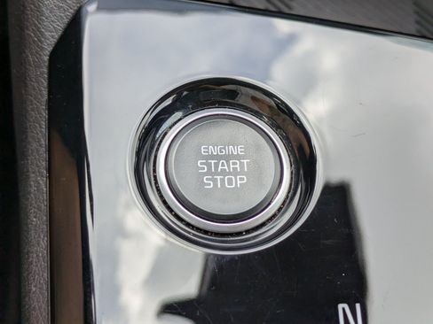 Certified 2023 Kia Sportage SX Prestige AWD/4WD image 31