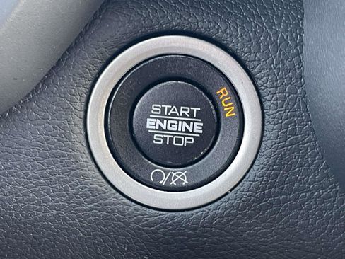 Used 2024 RAM 2500 Big Horn w/ Bed Utility Group image 7