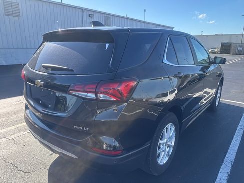 Used 2024 Chevrolet Equinox LT image 3