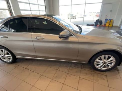 Used 2021 Mercedes-Benz C 300 4MATIC Sedan image 3