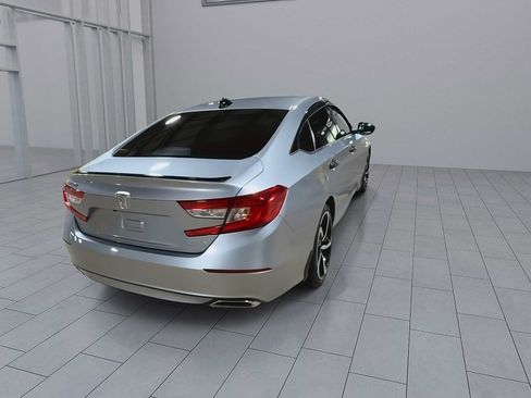 Used 2022 Honda Accord Sport image 8