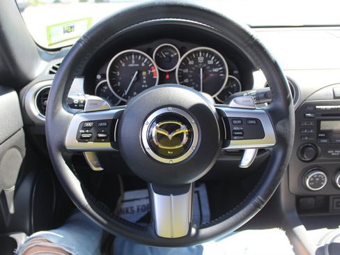 Used 2012 MAZDA MX-5 Miata Grand Touring w/ Premium Pkg image 6