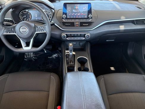 Used 2022 Nissan Altima 2.5 SV FWD image 20