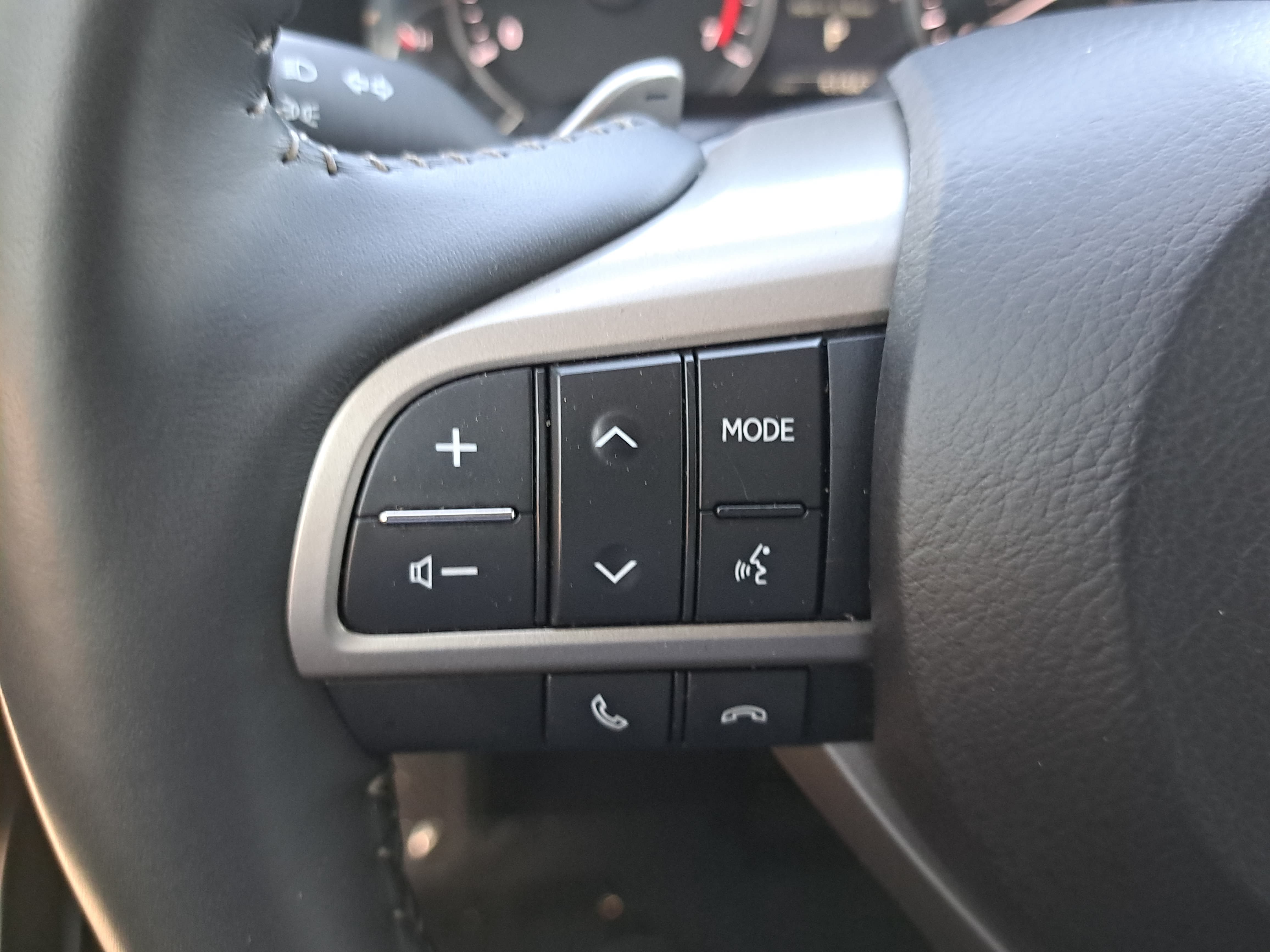Used 2022 Lexus RX 350 FWD w/ Premium Package image 18
