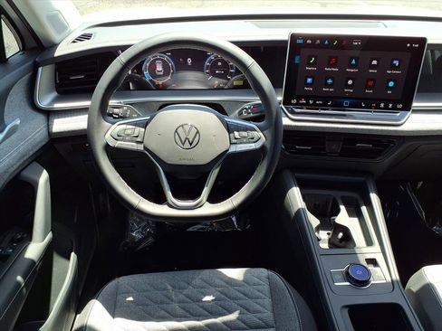 New 2025 Volkswagen Tiguan S image 15
