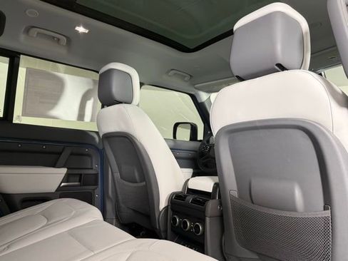 New 2026 Land Rover Defender 110 S AWD/4WD image 30