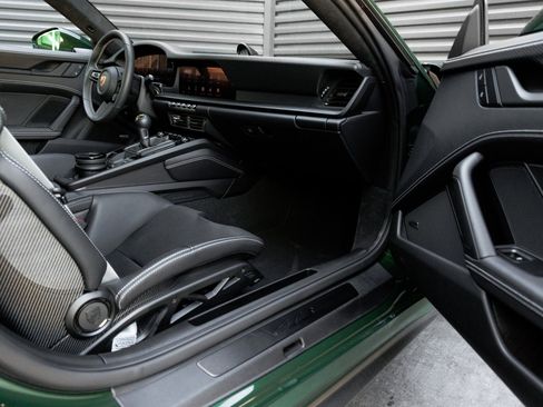 Certified 2026 Porsche 911 GT3 RWD image 43